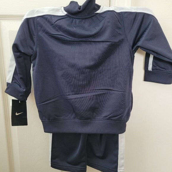 ✔️ NWT Nike Navy Blue Tracksuit for Kids 18 Months Zip up Jacket Top & Pants set - Picture 2 of 3
